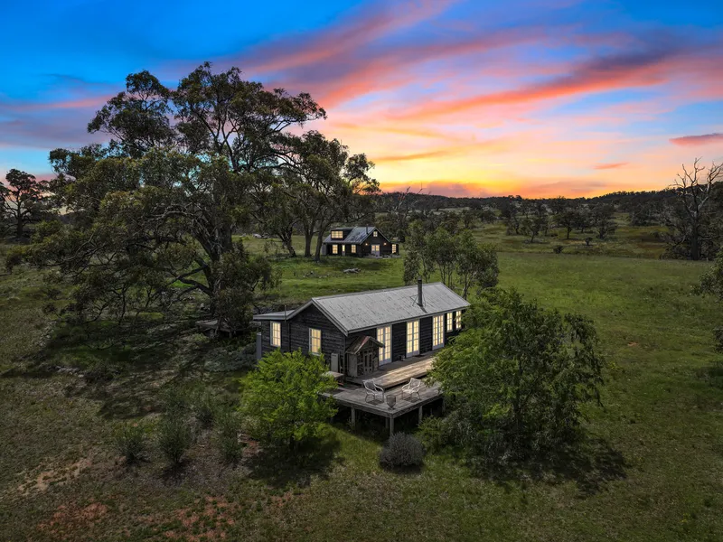 100 acres of Snowy River Front Lifestyle