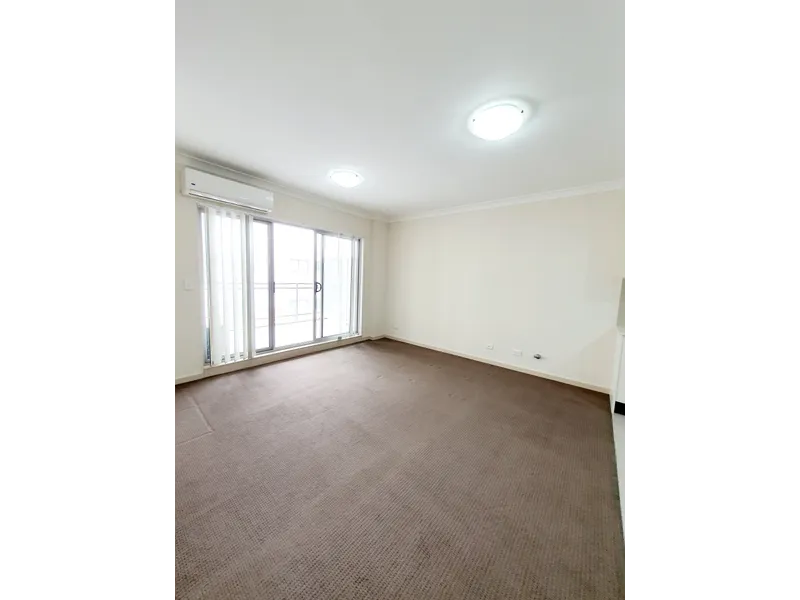 Modern Two Bedder Close to All Amenities