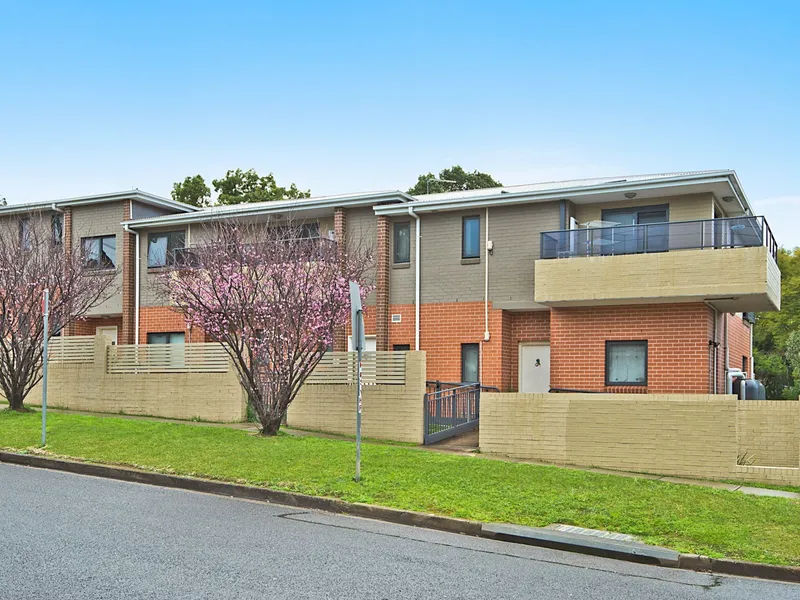 OPPORTUNITY KNOCKS !!!!!!!!!!!