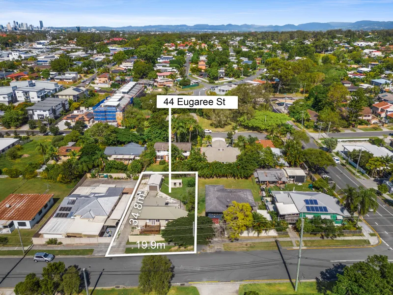 44 EUGAREE STREET SOUTHPORT