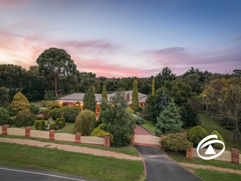 Classic Victorian on over 1 Acre-Mature Gardened Setting