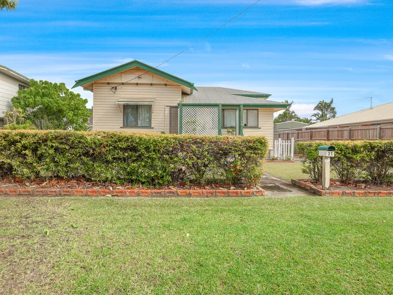 IDEAL FIRST HOME OR INVESTMENT WITH MAXIMUM POTENTIAL!!