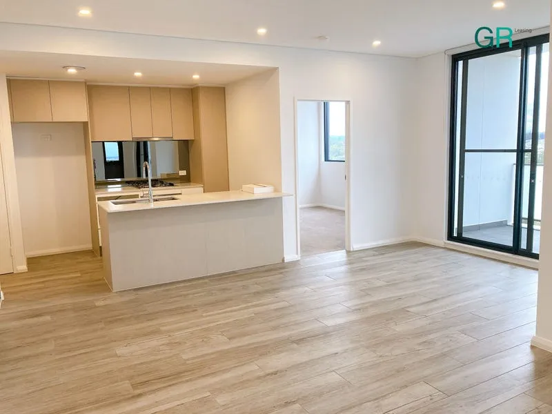 Nearly New 2 Bedroom Apartment for Rent--3mins to metro station