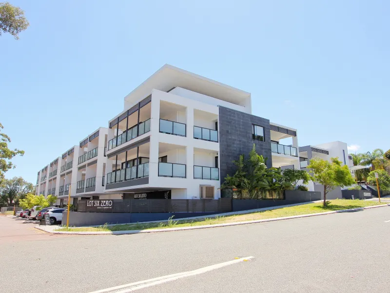 Stylish and Secure in Modern Complex!