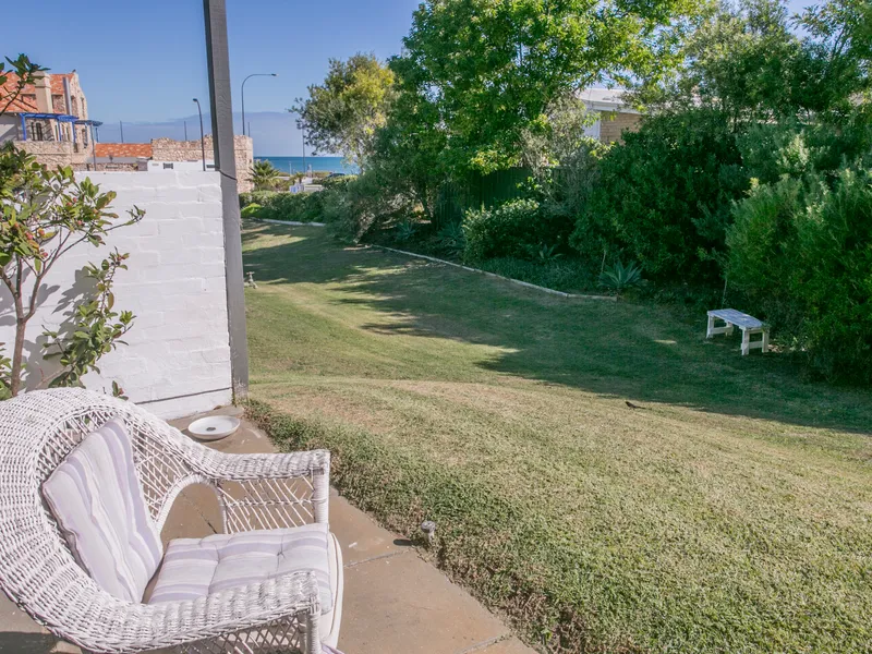 Affordable Dream Lifestyle With Ocean Views