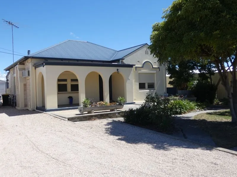 Great Home - Great Location