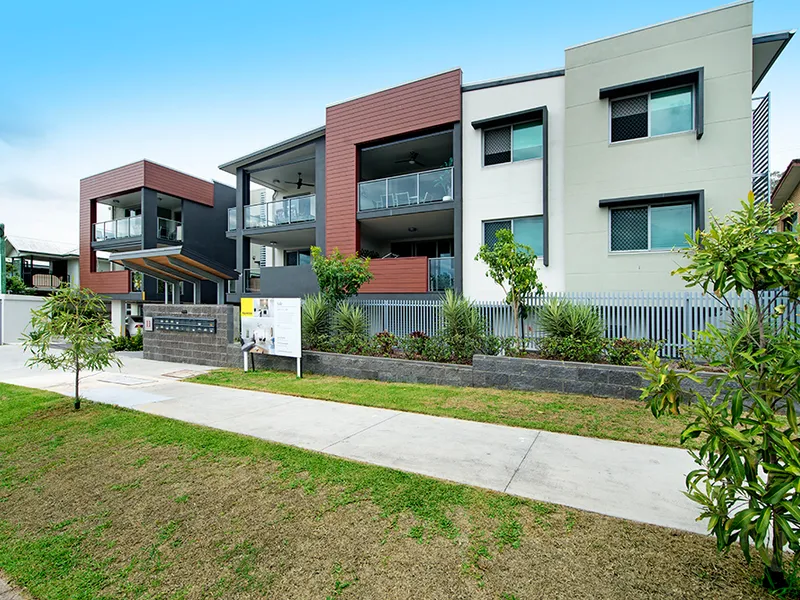 Stunning Apartment - Affordable luxury, boutique European finishes!