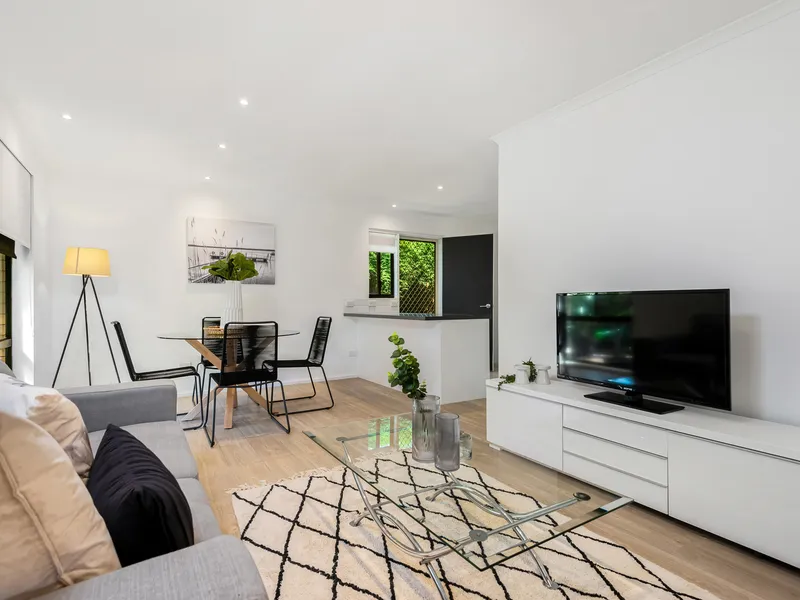 Low maintenance living - A floorplan of many uses!