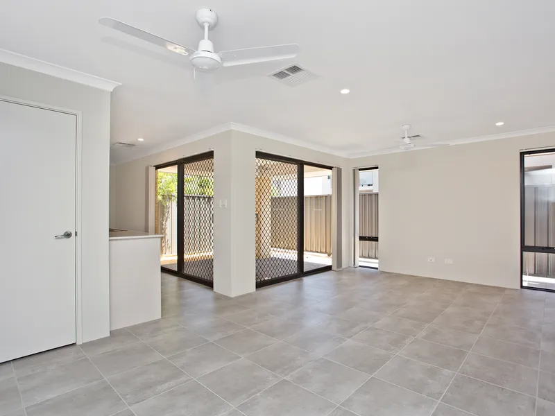 City Edge Home near Hyde Park for Perfect Convenient Living!