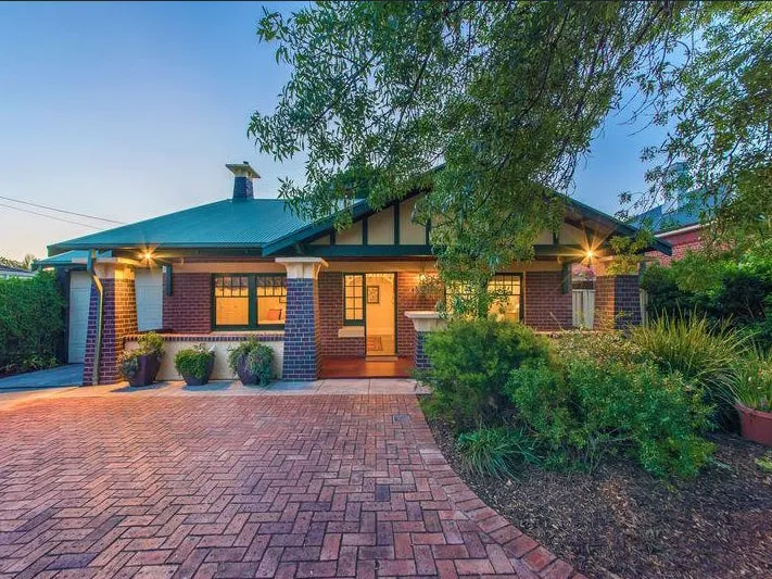 A TRIBUTE TO CLASSIC BUNGALOW CHARACTERS AND MODERN-DAY LIVING