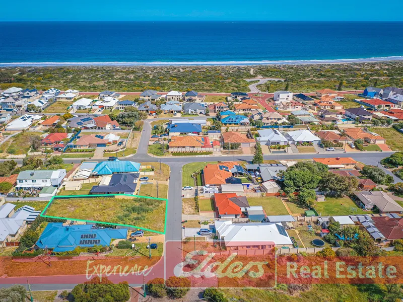 Build It Your Way on this LARGE 809sqm (approx.) Block in Beachside Singleton!