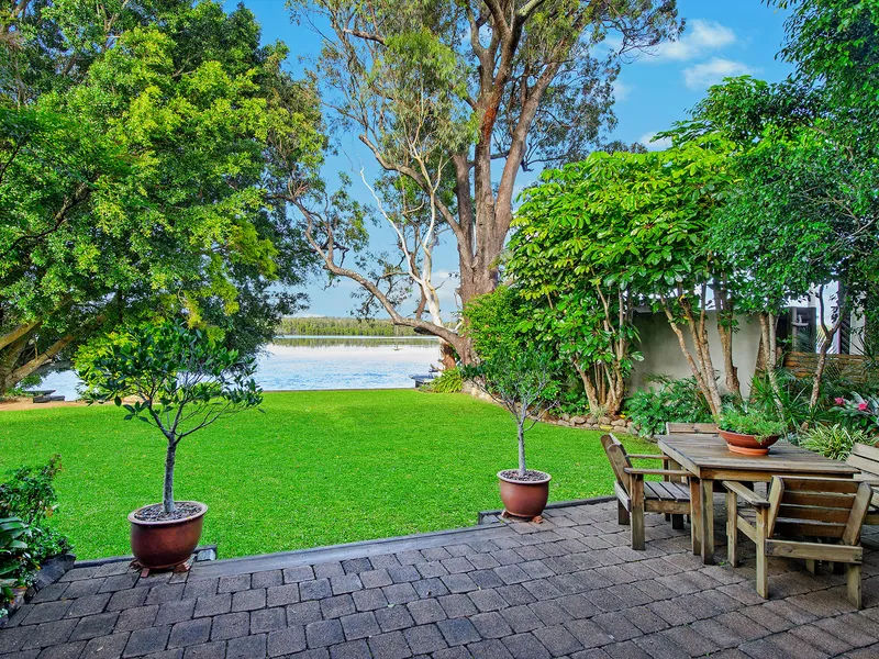 On Island Time with Absolute Deep-Water Frontage