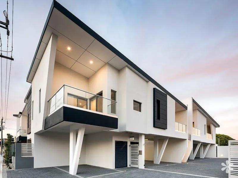 Luxury, Location & Lifestyle