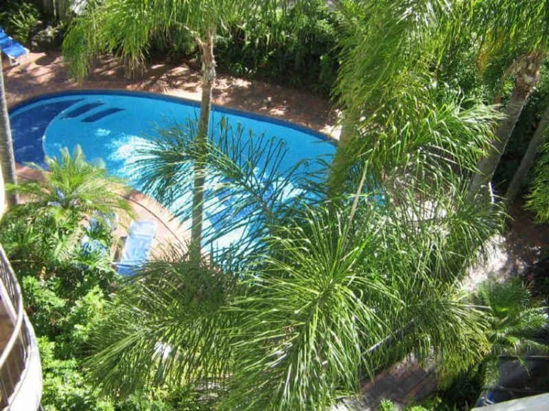 'ALEXANDER APARTMENTS'