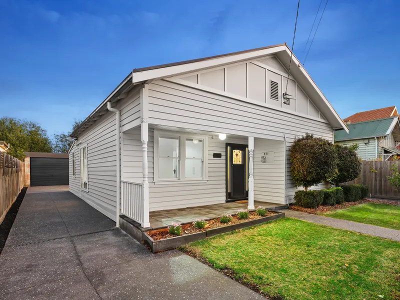 Alluring Weatherboard Beauty In Coveted Lifestyle Setting