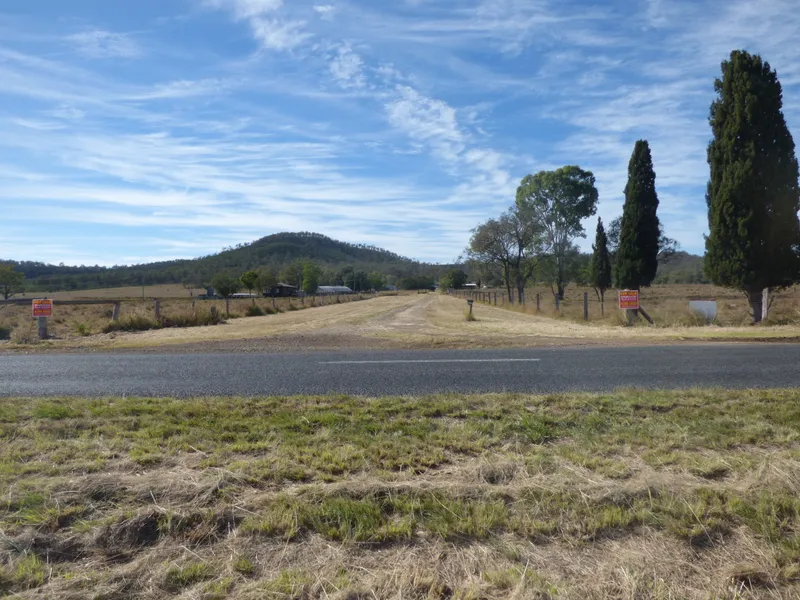 2 Homes on 504 acres 