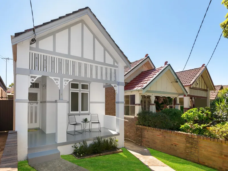 RENOVATED FREESTANDING CHARACTER HOME