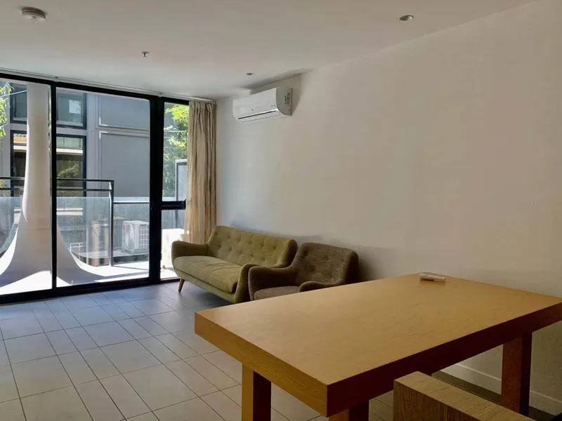 220/89 Roden Street, West Melbourne, 3003