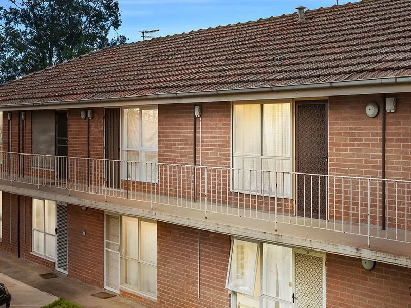 One Bedroom Apartment