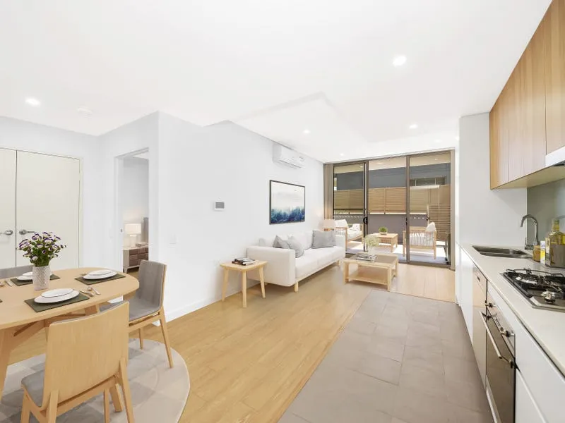 One Bedroom Apartment with Large Courtyard