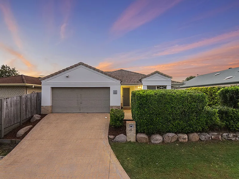 Family Living in Superior Location!