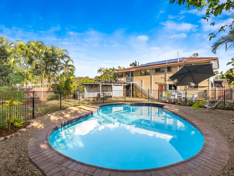 FLEXIBLE FAMILY ENTERTAINER WITH CONTEMPORARY UPGRADES