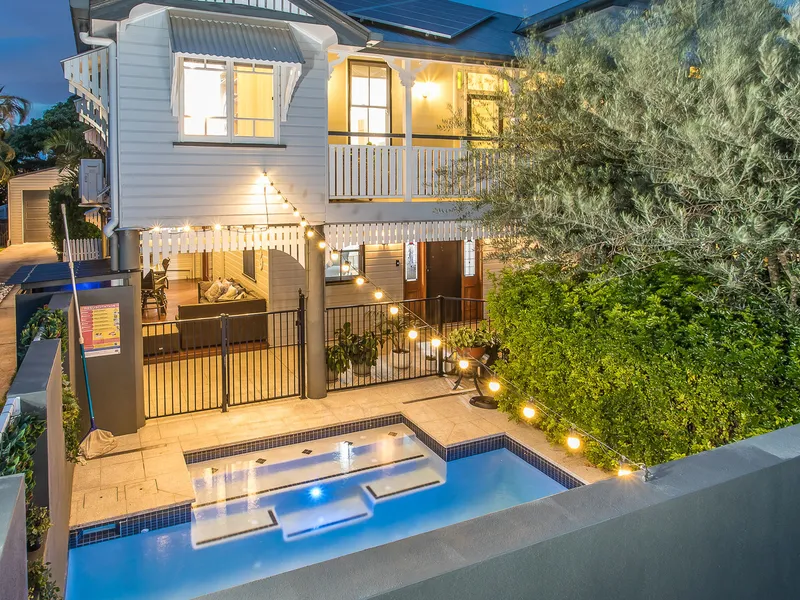 THE ALLURE OF SHORNCLIFFE - WELCOME TO 