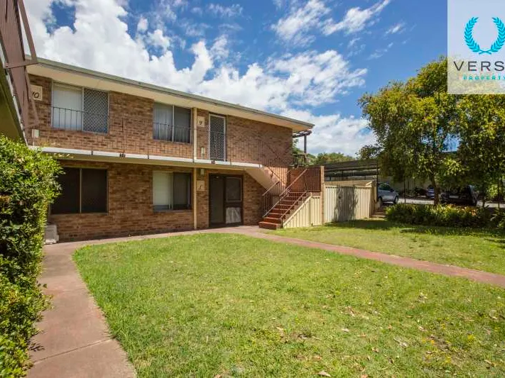 BREAKFAST ON THE BALCONY!