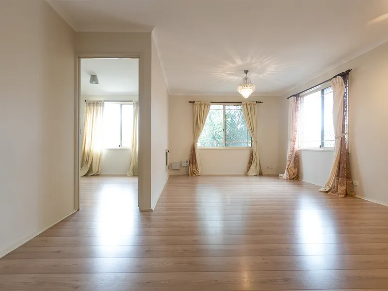 Beautiful Three Bedroom Townhouse