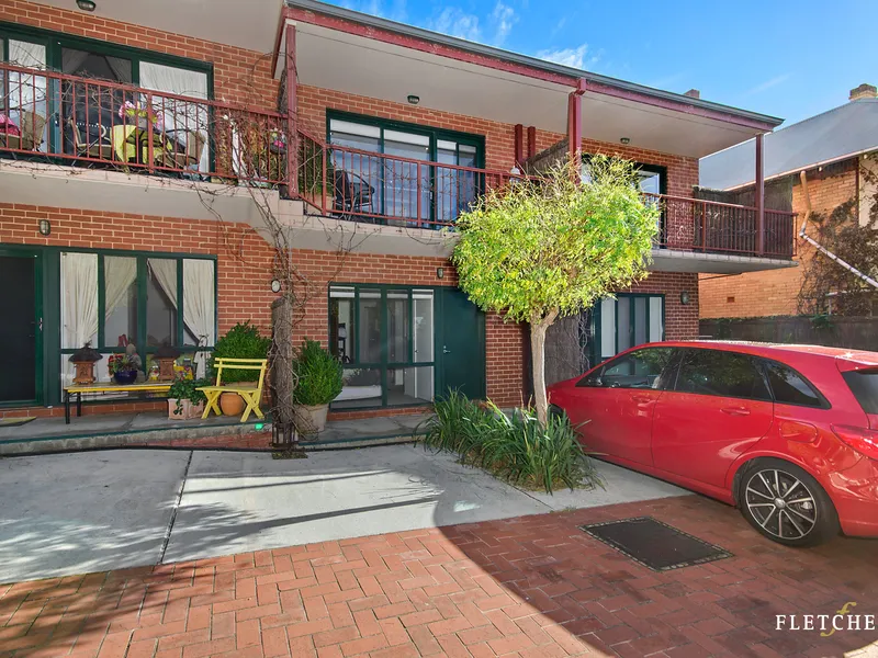 IN THE HEART OF QUEENSCLIFF
