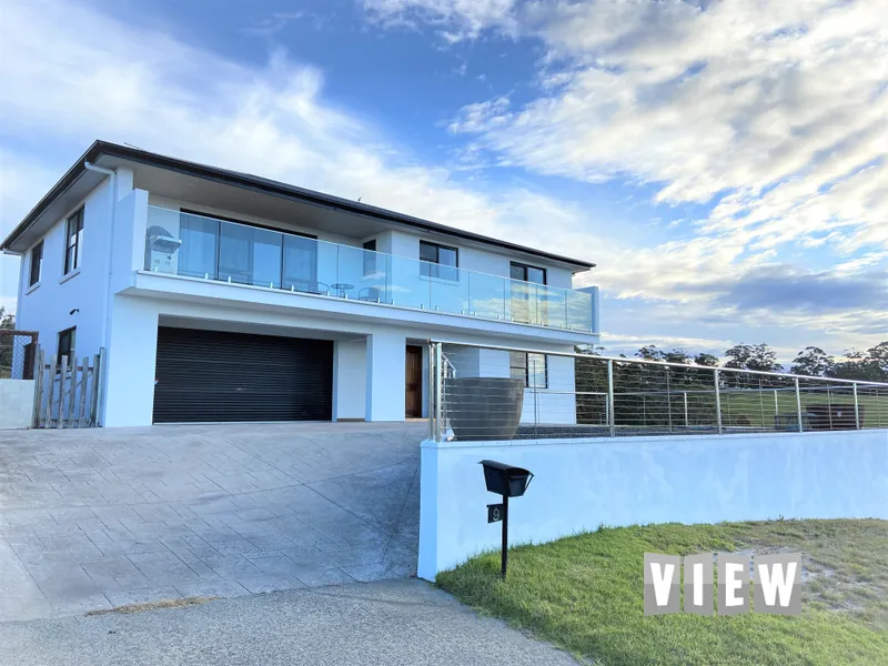 Contemporary Design Great Views!