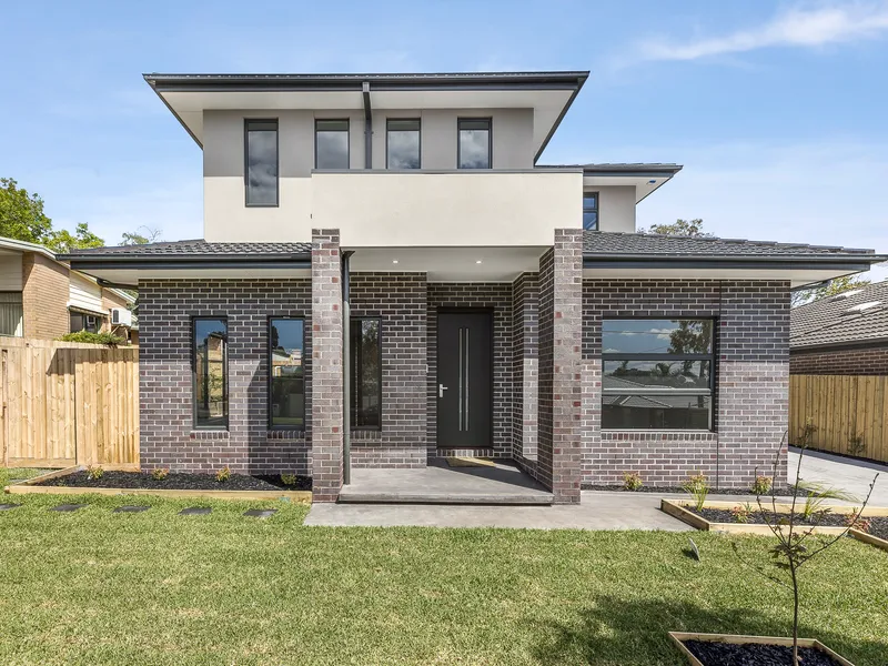 Sheer Perfection, Brand New 4-Bed - Prime Location!