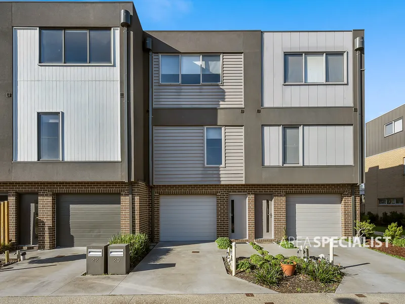 listedAS - Low-Maintenance Living in a Popular Community