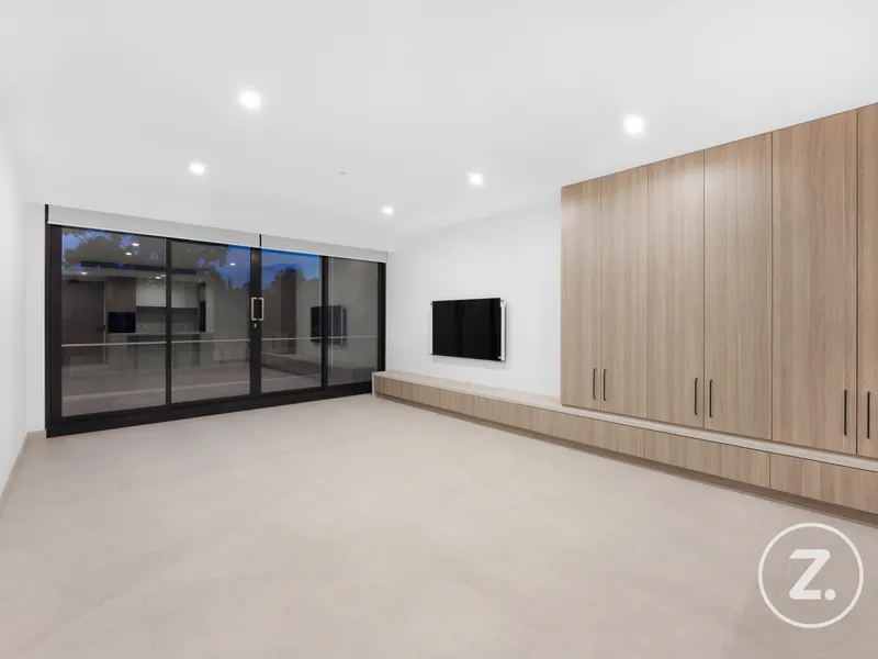 Redefining Rental Accommodation with Prestige, Style, and Community in the Heart of Melbourne!