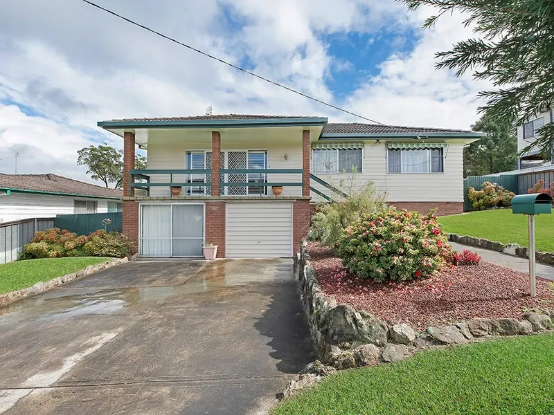 NEAT AND TIDY - NOT A THING TO DO