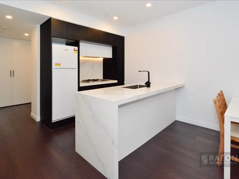 Furnished Two Bedroom Apartment Minutes From Monash University