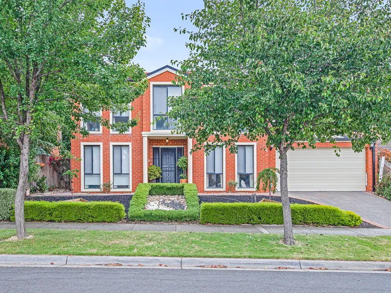 SPACIOUS DESIGN, PREMIUM POSITION - Short Walk to WCC