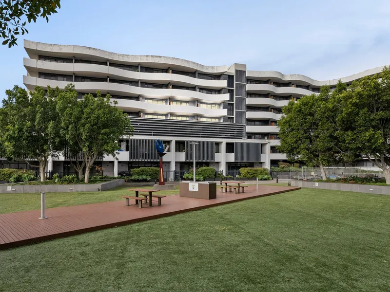 Easy modern living with everything at your door