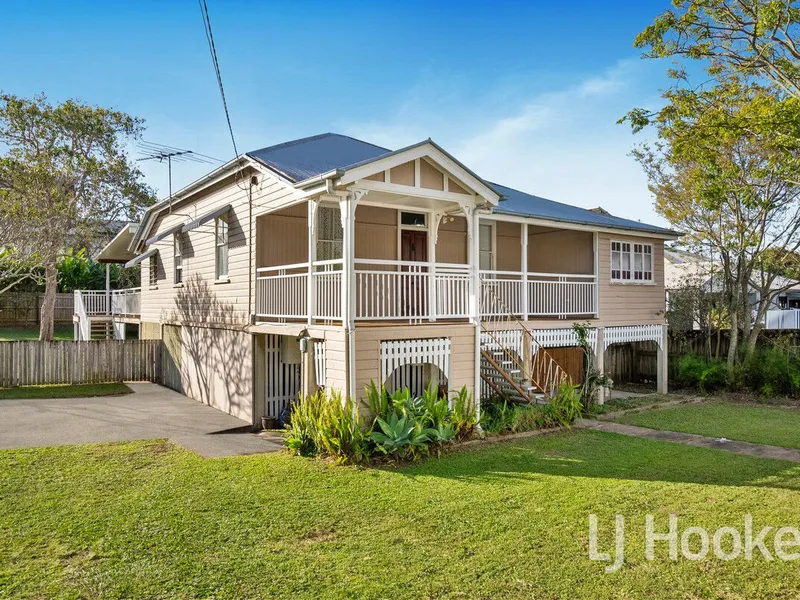 Queenslander On Two Title 834m Block With LMR Zoning