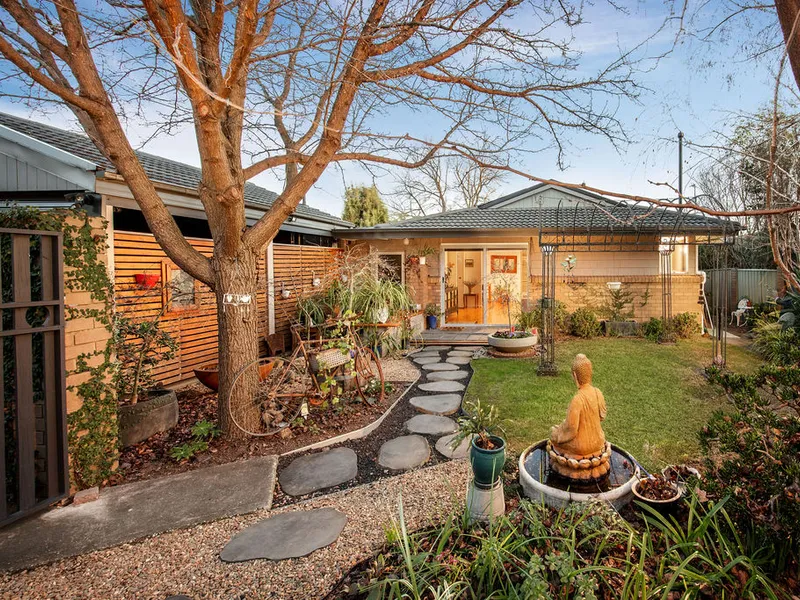 Four Bedroom Family Home - Three Living Areas.