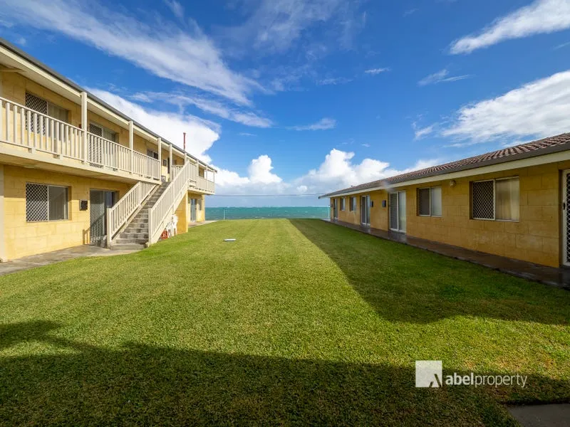 BEACHFRONT APARTMENT JUST STEPS FROM THE SHORE