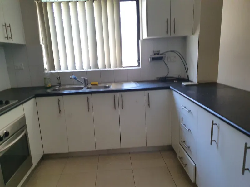 3 Bedder Apartment ontop of Shops