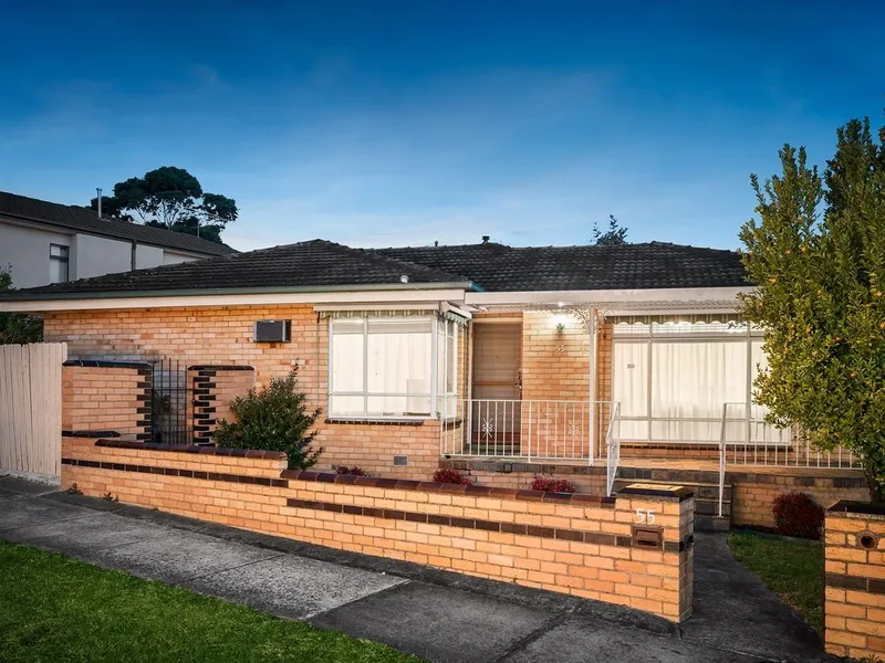 Charming blonde brick veneer