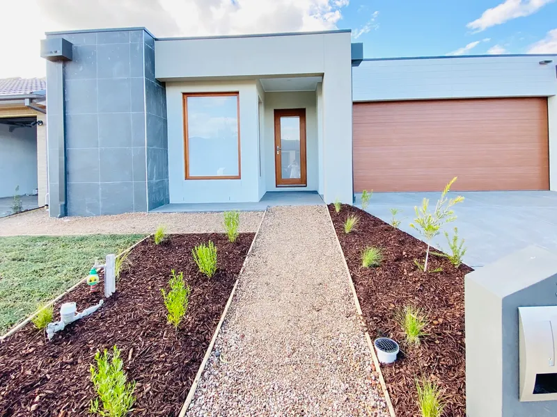 Brand New Home!!! Perfect for established family!!!