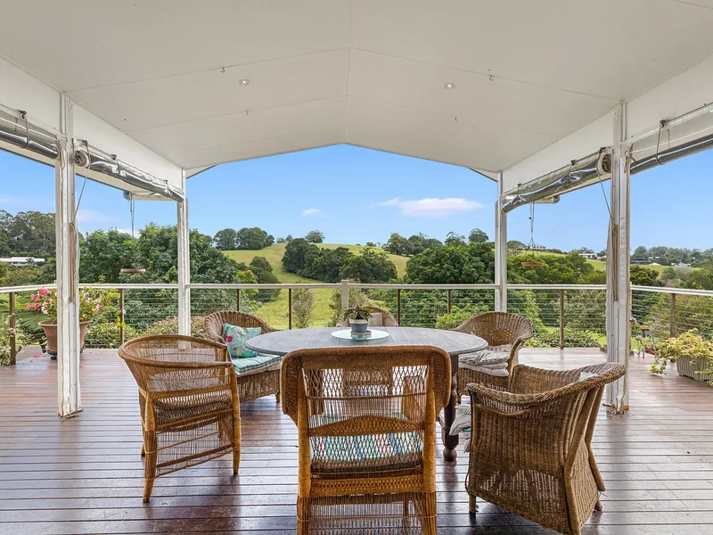 Tranquil Rural Views Close to Maleny!