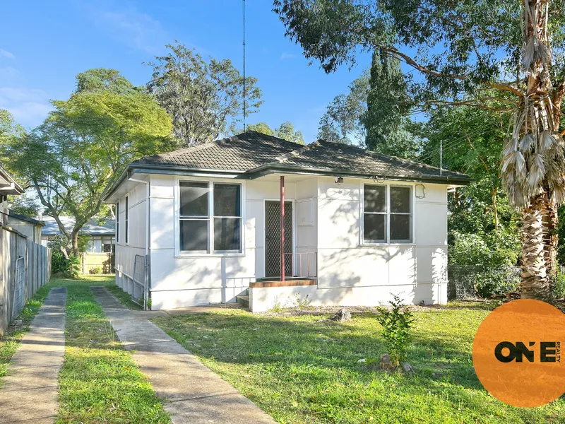 Well looked after & Spacious 3 bedroom home at convenient location