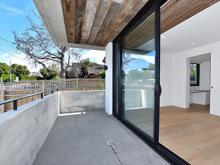 High & Spring - Location / Lifestyle / Study / Wine Cellar