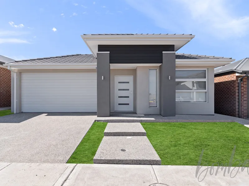 Impressive Family Home in Aurora Estate