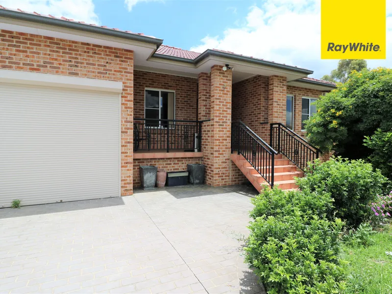 SLIPT HOUSE - BILLS INCLUDED