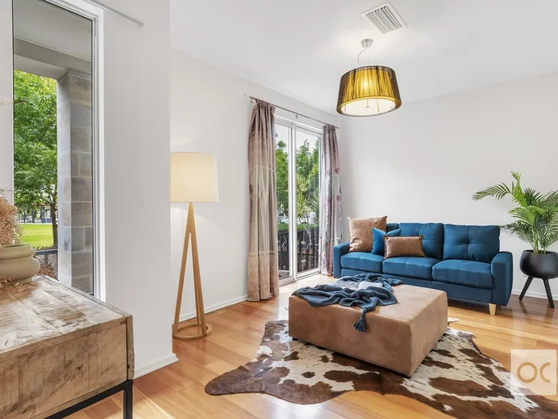 IMMACULATE LUXURY OVERLOOKING RESERVE